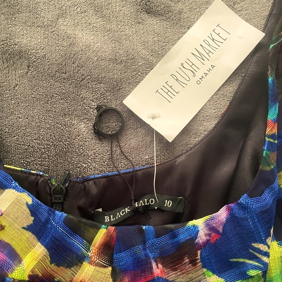 Black Halo Anniston Multicolored Cocktail Dress - Picture 6 of 6